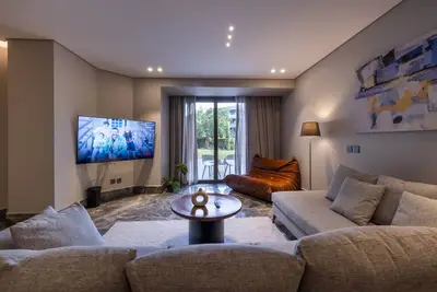 Image de 2-Bedroom Apart with Garden Views & Pool Access Gf