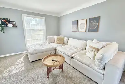 Image de Welcoming 3-bedroom house with Ac in Flint. Pet and family friendly!