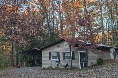 Image de Home Away from Home - Close to Psu, Hunting, & Fishing