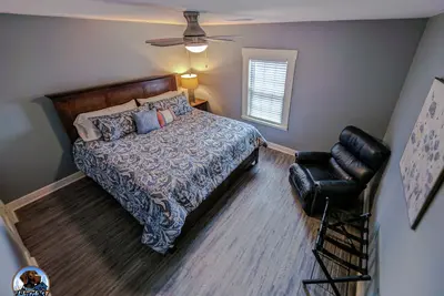 Image de 3. 5-bedroom house in charming Searcy. The house is close to Harding University