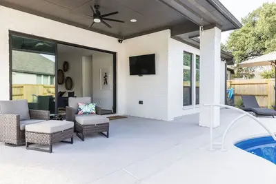 Image de 4-bedroom house with Pool and Putting Green in Hill Country