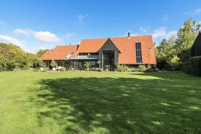 Image de Headland Barn, pet friendly, character holiday cottage in Maldon