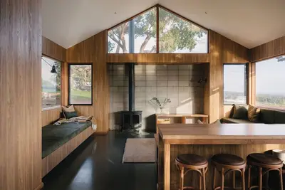 Image de Wildwood Barn: New Luxe Home, Valley Views, Outside Bath, Firepit & Ocean Views