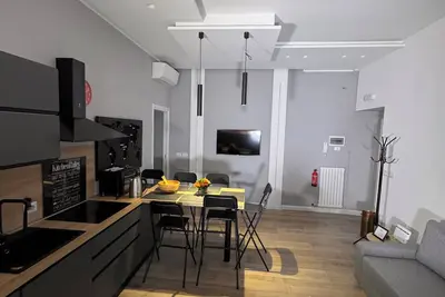 Image de Apartment 100 meters from the Vatican Museums terrace two bedrooms living room