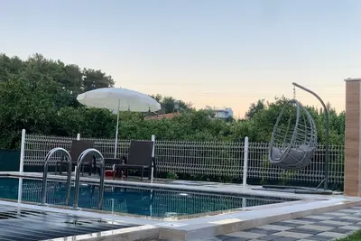 Image de Stylish Villa with Private Pool, Garden & Jacuzzi – Near Beach