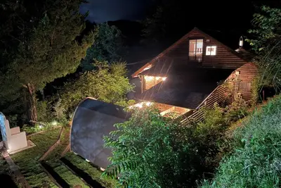 Image de A small inn with a sauna and a private house for rent in the mountains of a quiet retreat in a town with a samurai road, an inn town of Nakasendo, with the option of barbecuing gibier and bonfires.