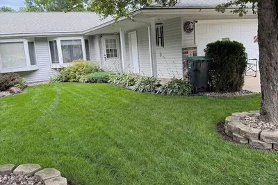 Image de Cozy getaway on Grove