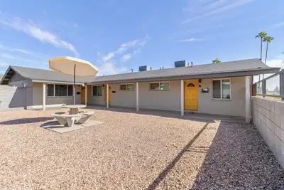 Image de Spacious 3-bedroom apartment in delightful Phoenix