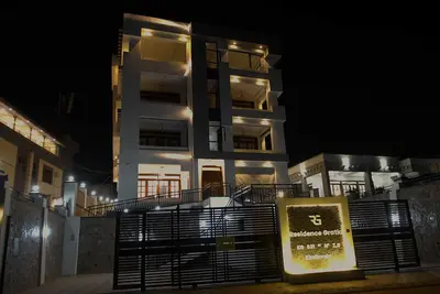 Image de Central 2-bedroom apartment in vibrant Kigali with City View