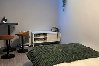 Image de New! Airport Direct Bus/5min Stn/Walk to Shinjuku/Quiet & Cozy/3 + Guests Inquire