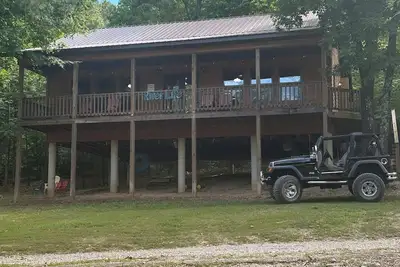 Image de Long Deck Tree House