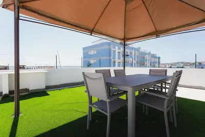 Image de GuestReady - Charme moderne à Setúbal