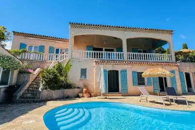 Image de Villa Joyau - Cinq Chambres Villa, Couchages 8