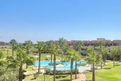 Image de Appartement havre du golf, avec piscine