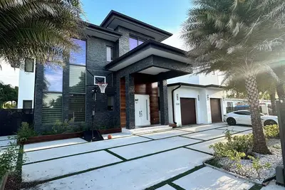 Image de Tropical Oasis: Heated Pool, Hot Tub, near Airport