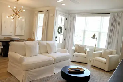 Image de Brand New Modern Oxford Getaway