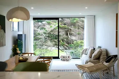 Image de Stylish House with Great City Views