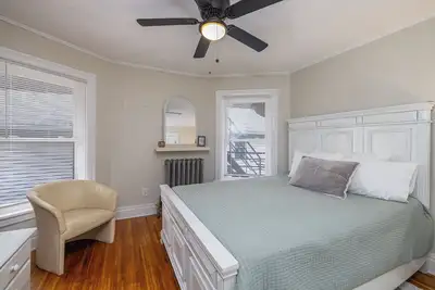 Image de Stylish Nota Apartment Queen+ Sofa-Bed & Parking