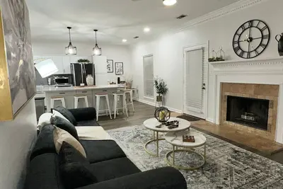 Image de Cozy Pelham Cottage – Minutes from Oak Mountain Park/ Pet-Friendly fees apply