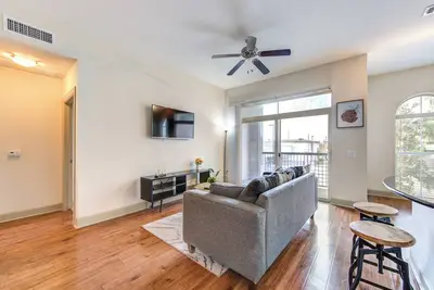 Image de Spacious Houston Apartment, Gym, Ac, Free Parking, Pet-Friendly