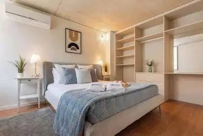 Image de Modern 1br Trio, Central Porto by HostWise