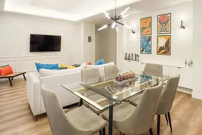 Image de Elegant 2br/2ba in Atocha by Berlany Apartments