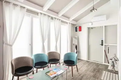 Image de Cozy - 2 Bedrooms - Elevator/Terrace in Heart of Hongdae- 4 mins walk to subway