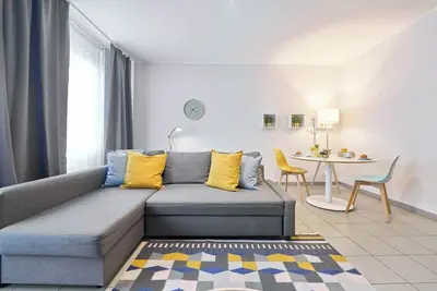 Grand Place Central Gem 4