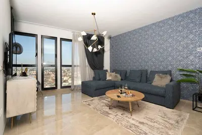 Image de JTower  Magical 4br Parking with amazing view, city center