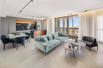 Image de JTower - Presidential 3br Parking with amazing view, city center