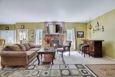 Image de ‼️Swiftwater 4br Home with Fireplace & Backyard