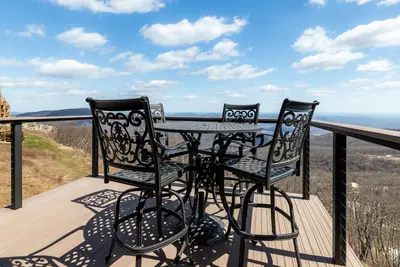 Image de Ledges 78 with Wintergreen Advantage