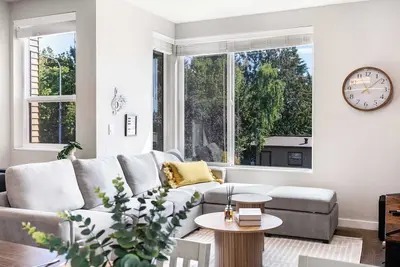 Image de Eco-Friendly 3br Retreat, Uw & Hospital