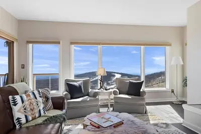 Image de Overlook 29 with Wintergreen Advantage