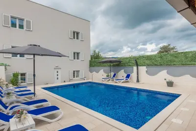 Star Hill - Makarska by Villas Guide