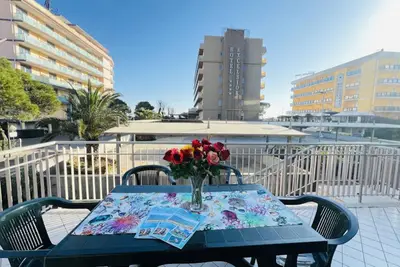 Image de Appartement confortable à quelques pas de la plage