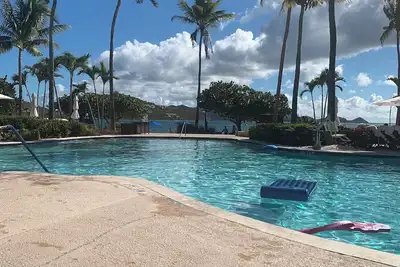 Image de Stunning three bedroom condo in beautiful St Thomas. The 3rd Br can be a king.