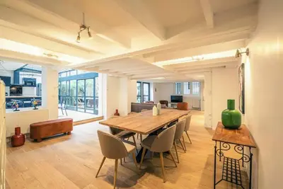 Image de L'escale Avignonnaise\nMagnifique appartement \nJARDIN Centre Ville!