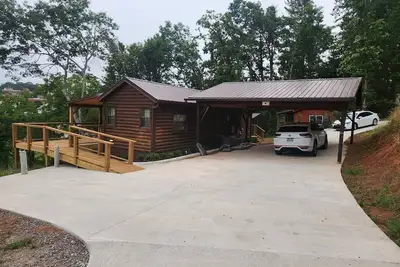 Image de Wildflower Hill Cabin