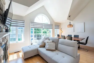 Image de Magnifique condo de Ski Saint -Sauveur