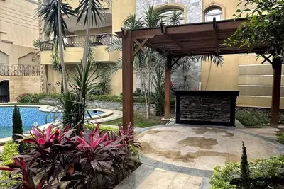 Image de 5 Master Bedroom Villa