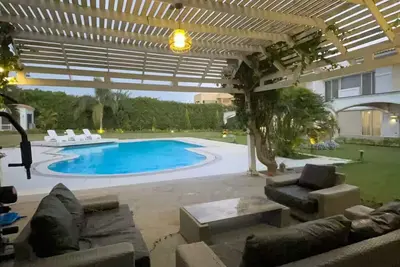 Image de Luxury 6 Bedroom Hotel Suites in Sheikh Zayed City