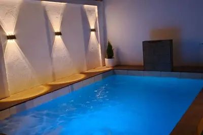 Image de ✨ Spacious residence in Manta | Private pool, Bbq and privileged location