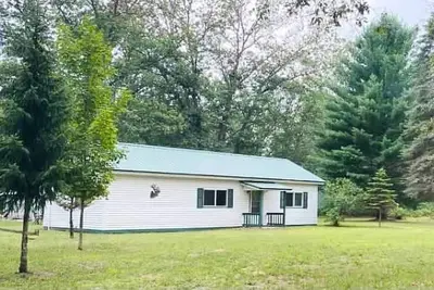 Image de Cozy Peaceful 1 bedroom Cabin, that sleeps 6  - A perfect nature filled getaway.