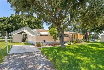 4 Oaks Oasis 2br 2ba