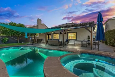 Image de Empire Polo Grounds Close! Gorgeous pool home! Bike to Coachella!