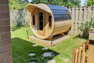 Image de Walkerton Sauna Suite