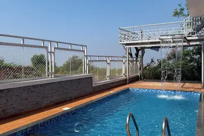 Image de Misty Mountain by Maheru – 5 bhk Luxury Villa with Scenic Views & Pool