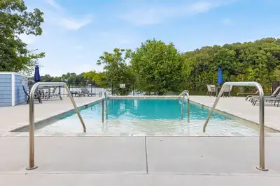 Image de Barefoot Dreams Waterfront w/Flat Lot, Pool, Paddleboards