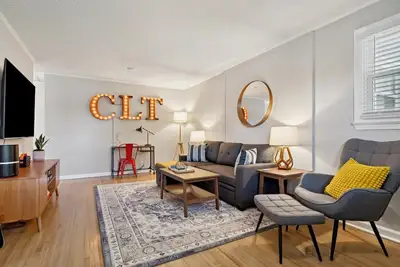 Image de Minutes to Uptown/South End Pet Friendly Cozy Charmer